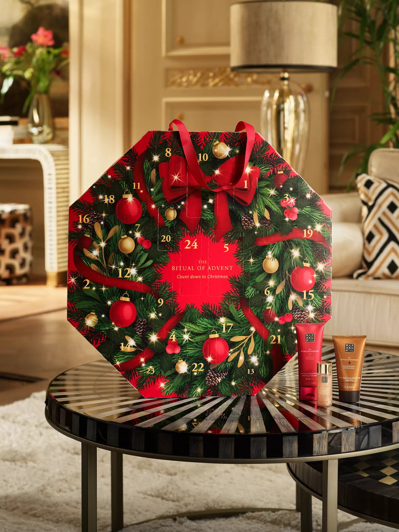 Kijkdoos adventskalender in interieur